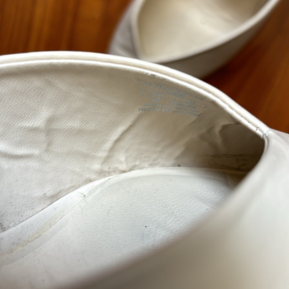 Zara Off White Leather Pointed Toe Lucite Kitten Heel Shoes - Picture 6 of 6